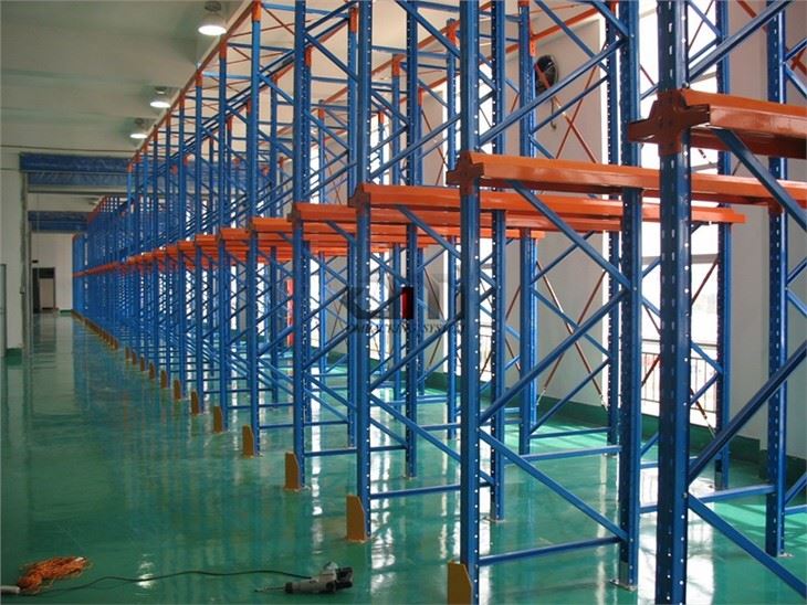 High Density Warehouse Storage Drive-in Pallet Racking System